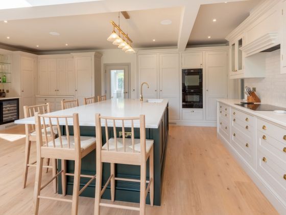 Charming Bespoke Shaker Kitchen, Berkshire