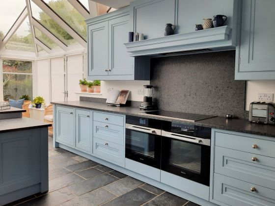 Elegant Shaker Kitchen, Berkshire